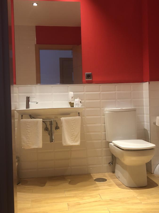 Nruta Ponferrada Otel Bembibre  Dış mekan fotoğraf